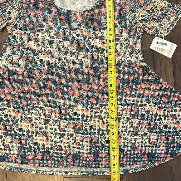 NEW Lularoe perfect tee yellow, teal and coral - Picture 6 of 6